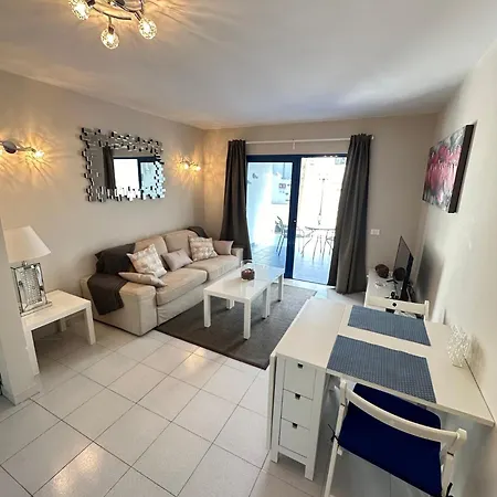 Monica Пуерто-дель-Кармен