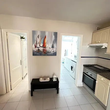 Monica פוארטו דל כרמן