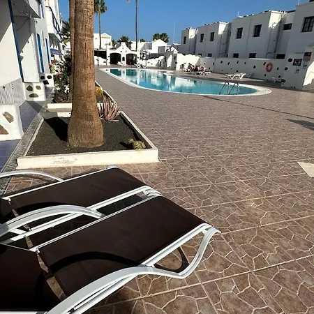 Monica Пуерто-дель-Кармен